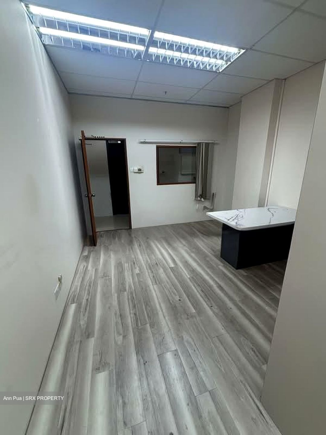 A'posh Bizhub (D27), Factory #560603541